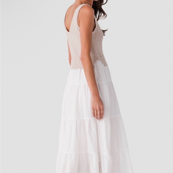 Elan Textured Beige Knit Top Size Medium - Picture 2 of 6